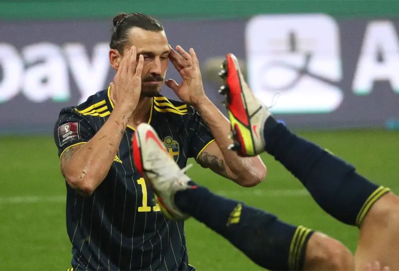 Suecia pierde ante Georgia; Zlatan Ibrahimovic se lleva burlas y reclamos