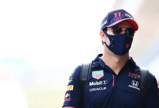 Cada punto podría ser la diferencia, dice Checo de la pelea entre Red Bull y Mercedes