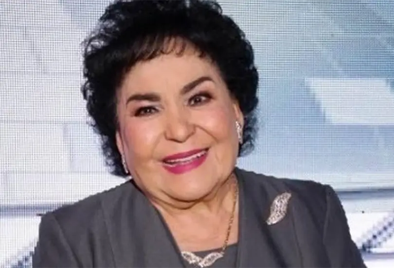 Carmen Salinas, una fiel aficionada de Chivas y del futbol