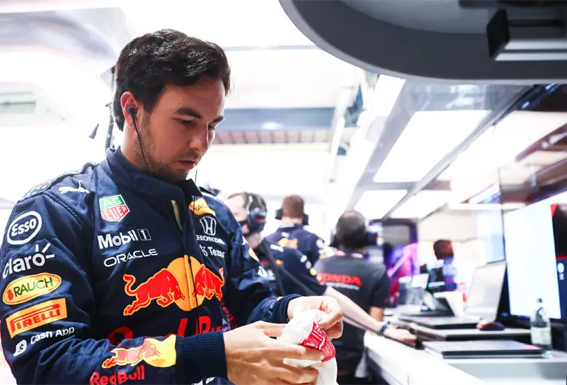 No es una pista fácil, opina Checo tras primeras prácticas del GP de Qatar No es una pista fácil, opina Checo tras primeras prácticas del GP de Qatar