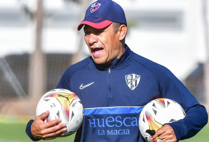 Nadie estaba contento con Nacho Ambriz, dice directivo del Huesca Nadie estaba contento con Nacho Ambriz, dice directivo del Huesca