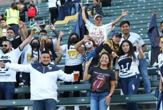 Afición se queja de Ticketmaster previo al Pumas vs América por no imprimir boletos