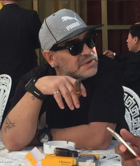@maradona