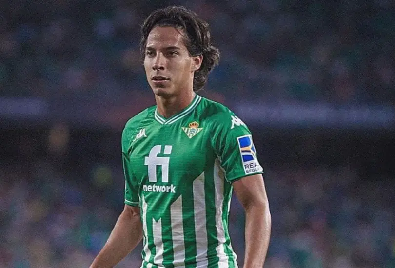 Pellegrini explica porqué Diego Lainez no juega: tendrá que trabajar Pellegrini explica porqué Diego Lainez no juega: tendrá que trabajar