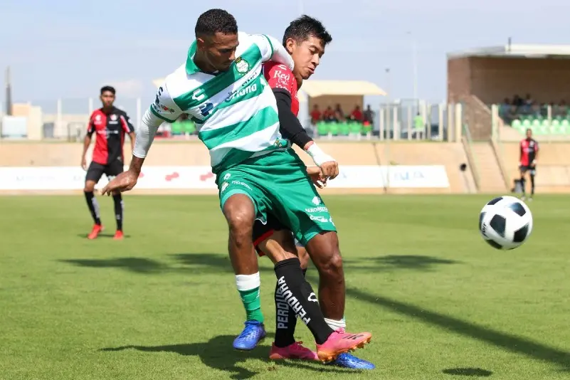Alessio Da Cruz en un partido de Santos Sub-20 - Twitter @ClubSantos