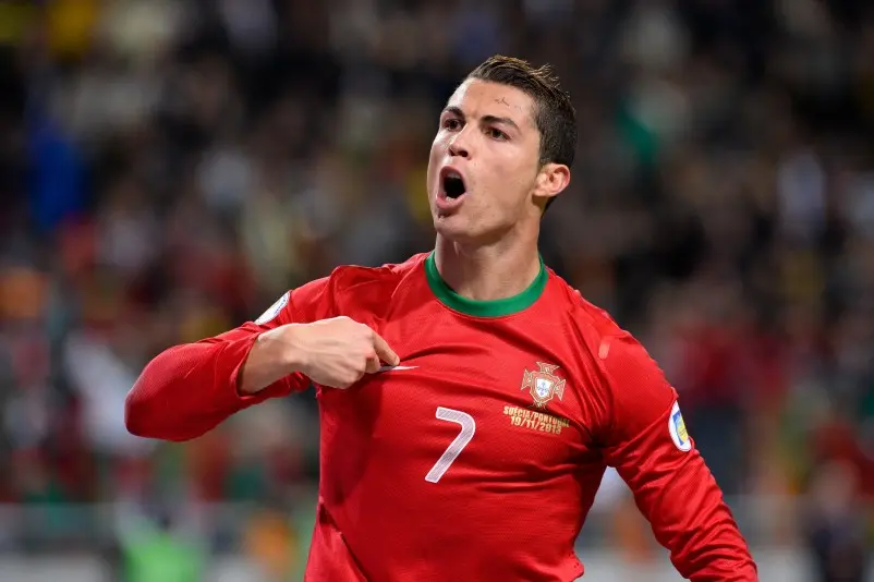 Cristiano Ronaldo anotó 4 goles en la serie entre Portugal y Suecia del 2013 - Twitter @EURO2024
