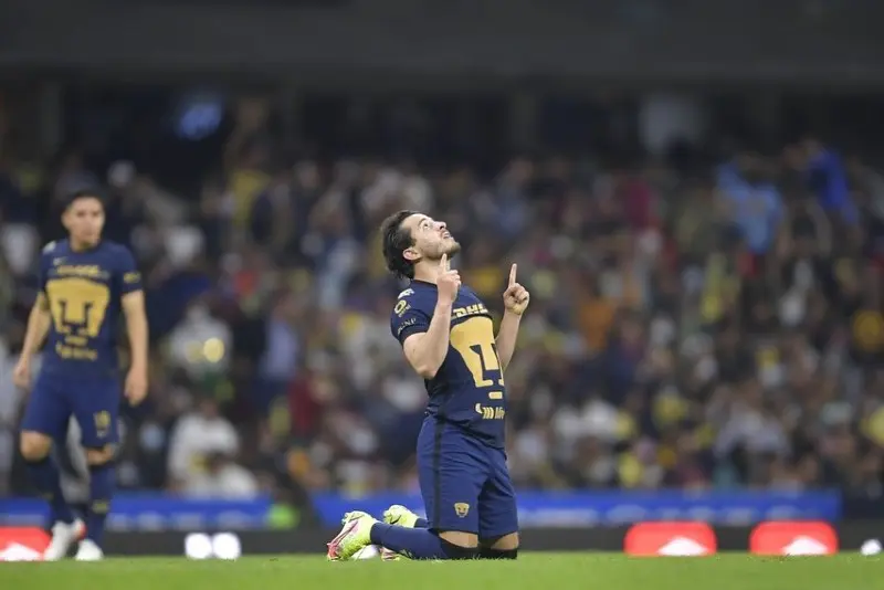 Alan Mozo celebra el triunfo de Pumas sobre América - Instagram @alan_mozo