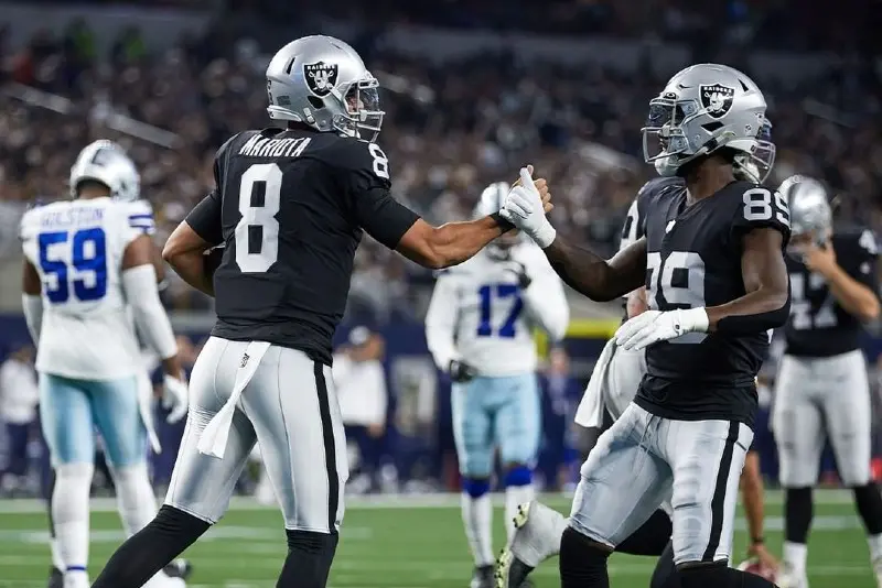 Los Raiders derrotaron a los Cowboys en el Día de Acción de Gracias - Instagram @raiders