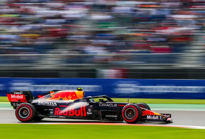 Checo queda en el Top 5 en las primeras prácticas del GP de México Checo queda en el Top 5 en las primeras prácticas del GP de México