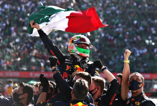 Checo Pérez y Verstappen hacen historia en el Gran Premio de México