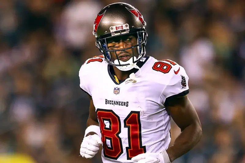 Antonio Brown en un partido de los Buccaneers - Twitter @AroundTheNFL