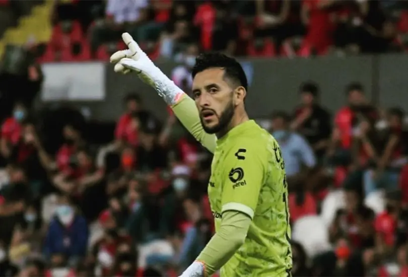 Diego Cocca defiende a Camilo Vargas tras error en final: Nos ha salvado un montón Diego Cocca defiende a Camilo Vargas tras error en final: Nos ha salvado un montón