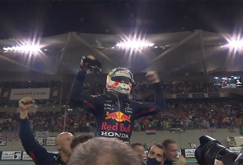 Verstappen gana el campeonato con triunfo dramático en el GP de Abu Dhabi Verstappen gana el campeonato con triunfo dramático en el GP de Abu Dhabi