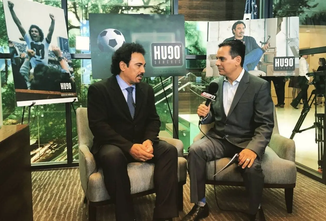 El exjugador del Real Madrid trabaja en ESPN México. Foto: Instagram @hugosanchez_9