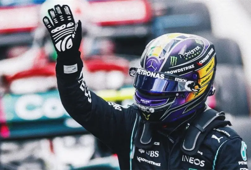 En Mercedes aseguran que Hamilton no superará el dolor del GP de Abu Dhabi En Mercedes aseguran que Hamilton no superará el dolor del GP de Abu Dhabi
