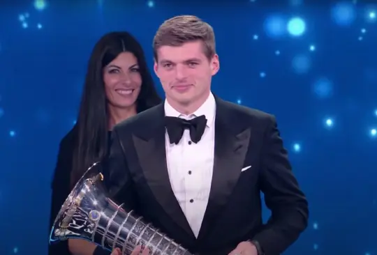 Verstappen recibe premio por campeonato de F1; Hamilton, el gran ausente