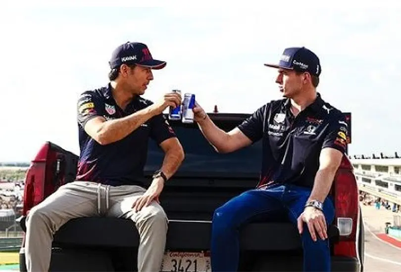 Lo que hizo Checo Pérez por mí... le debo mucho, dice Verstappen Lo que hizo Checo Pérez por mí... le debo mucho, dice Verstappen