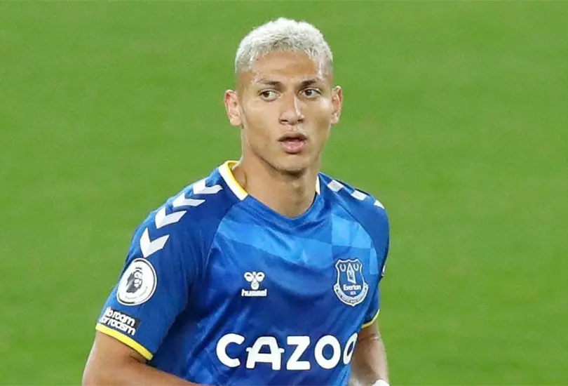 Richarlison y la historia de c&oacute;mo el futbol evit&oacute; que le dispararan en la frente