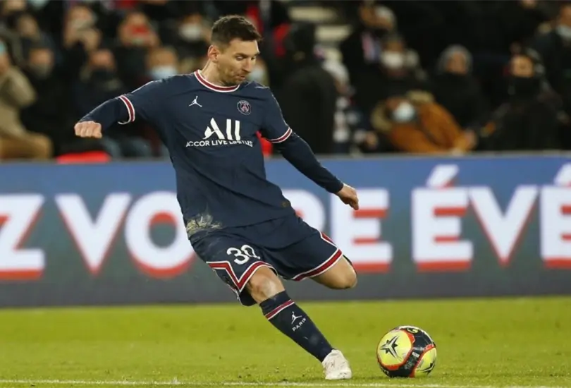 Parece desconectado, prensa francesa critica el rendimiento de Messi ante Niza