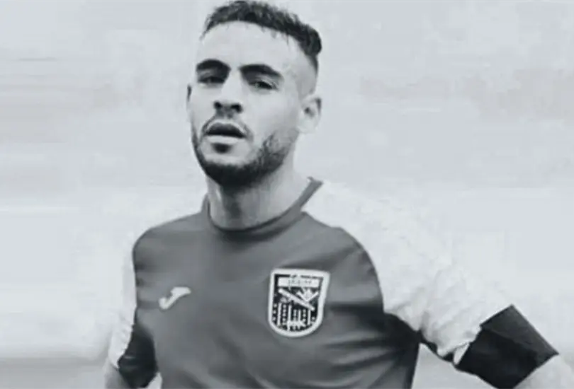 Futbolista argelino fallece tras recibir un golpe en la cabeza
