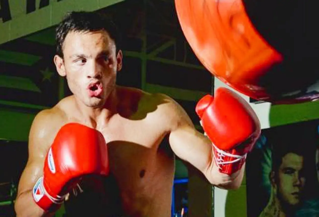 El púgil culiacanense reprobó al rival que tendrá el 'Canelo' en el 2022. Foto: Instagram @jcchavezjr.