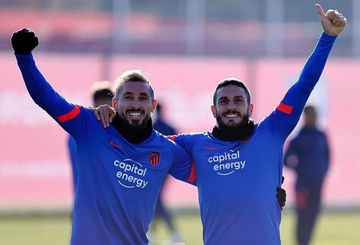 El mediocampista mexicano y Koke no tendrán actividad el próximo domingo ante el Rayo Vallecano. Foto: Instagram @h.herrera16