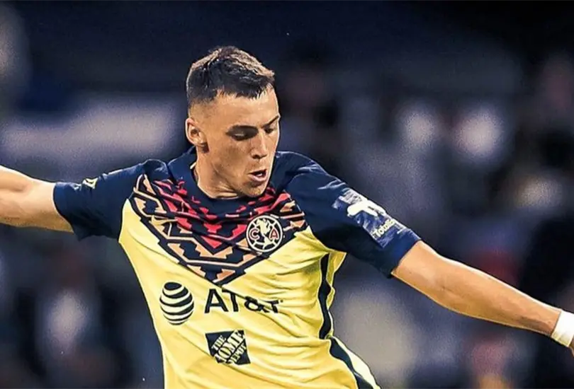 Viñas permanecerá en el América, asegura su representante Viñas permanecerá en el América, asegura su representante