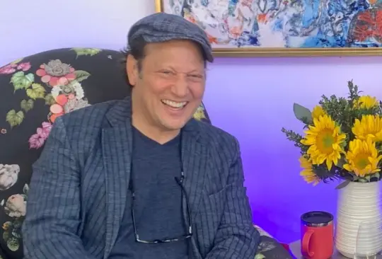 Rob Schneider ofrece 40 mil pesos por una playera de Tigres autografiada