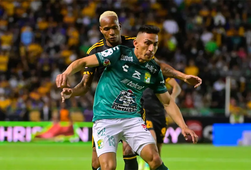 Los goles con los que Le&oacute;n y Tigres empatan al primer tiempo