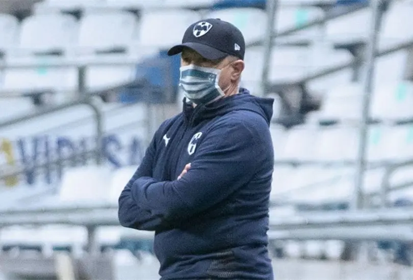 Ser&iacute;amos unos hijos de la chin..., dice el Vasco sobre la pol&eacute;mica Covid-19 en Rayados