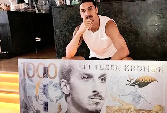 Billetes y monedas con un deportista o equipo