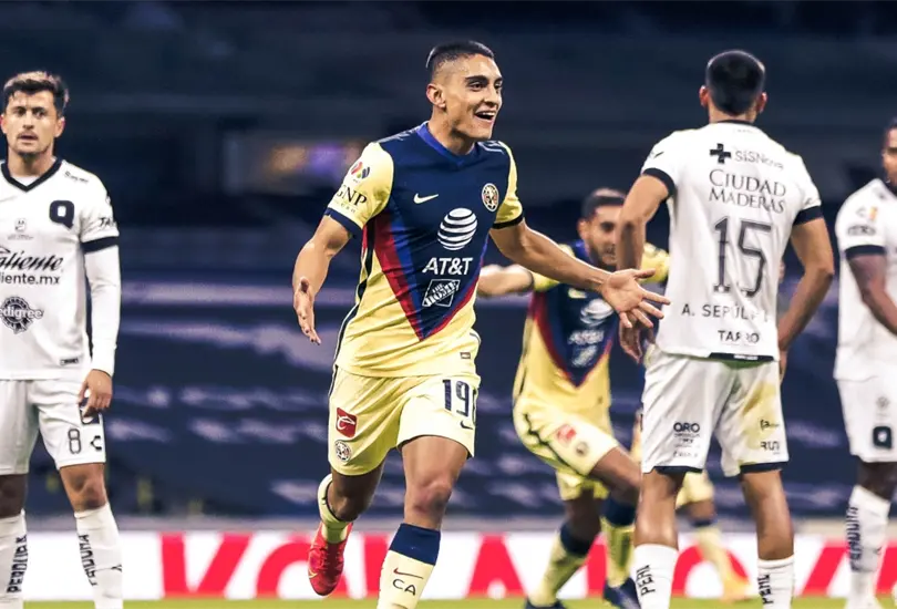 Tras su primer gol con el Am&eacute;rica, Santiago Naveda elogia a Solari