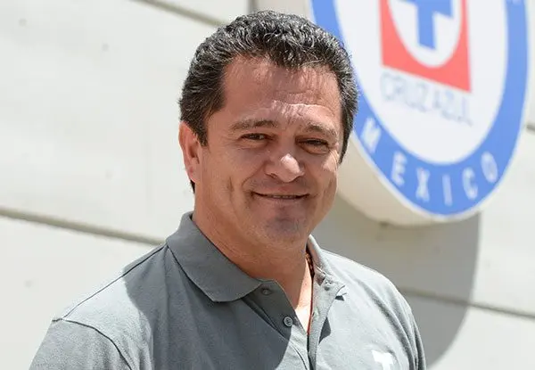 Hermosillo acusa que intentaron usarlo los directivos de Cruz Azul
