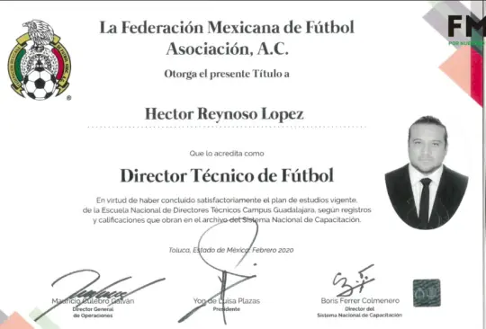 Futbolistas y exfutbolistas que se graduaron como directores técnicos Futbolistas y exfutbolistas que se graduaron como directores técnicos
