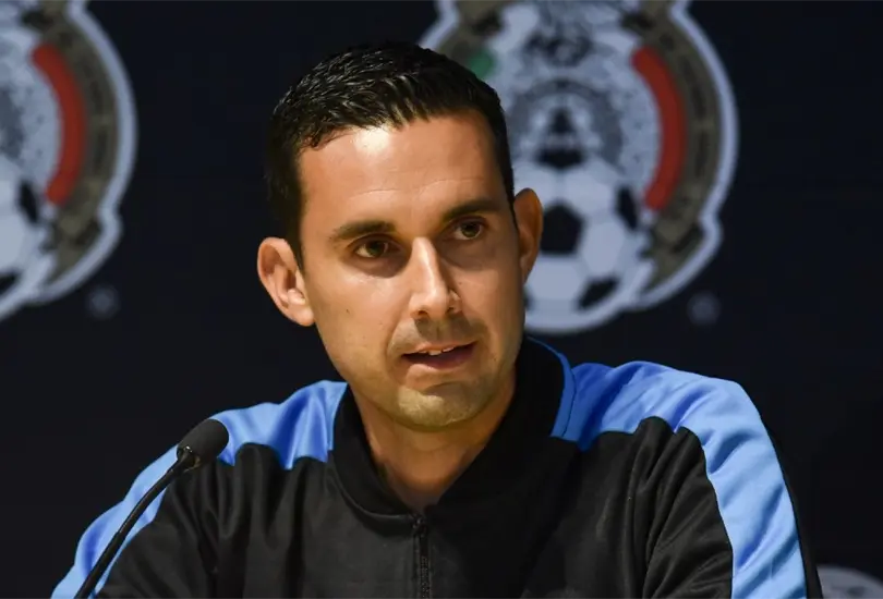César Ramos prefirió ir a Mundial que ser líder de los árbitros, dice García Orozco César Ramos prefirió ir a Mundial que ser líder de los árbitros, dice García Orozco