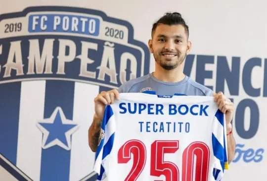 Aficionados del Porto piden que el Tecatito sea el mejor pagado del club Aficionados del Porto piden que el Tecatito sea el mejor pagado del club