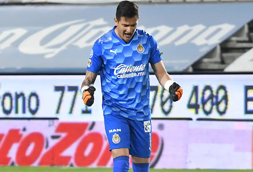 Gudiño quita... Gudiño da: Chivas empata con Pachuca Gudiño quita... Gudiño da: Chivas empata con Pachuca