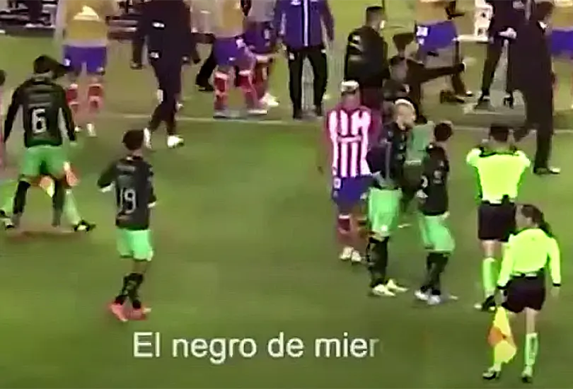 Aparece nuevo video de la bronca entre San Luis y Santos por supuesto insulto a Félix Torres Aparece nuevo video de la bronca entre San Luis y Santos por supuesto insulto a Félix Torres