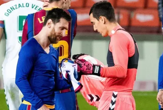 Portero del Elche, sorprendido porque Messi le pidió su jersey Portero del Elche, sorprendido porque Messi le pidió su jersey