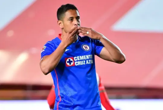 Luis Romo lanza advertencia a Cruz Azul: A la primera oferta, me voy a Europa Luis Romo lanza advertencia a Cruz Azul: A la primera oferta, me voy a Europa