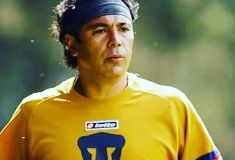 Hugo Sánchez es acusado de cobrar a futbolistas para jugar Hugo Sánchez es acusado de cobrar a futbolistas para jugar