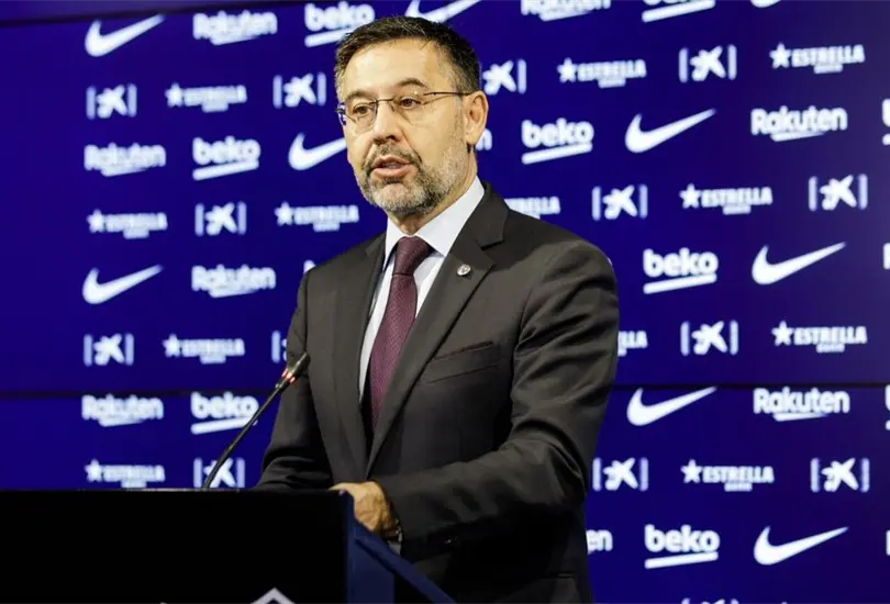 La polic&iacute;a detiene a Bartomeu por el caso Bar&ccedil;agate