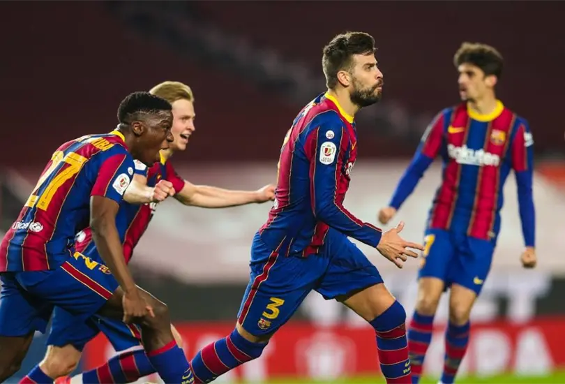 Pedazo de partido, Piqu&eacute; manda mensaje motivador a sus compa&ntilde;eros y afici&oacute;n