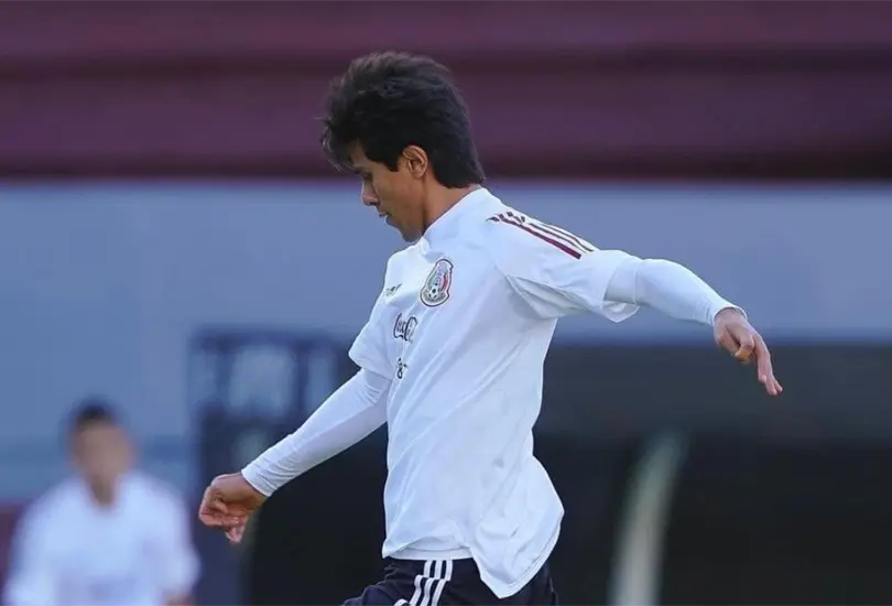 JJ Mac&iacute;as asegura que mexicanos son much&iacute;simo mejores que estadounidenses