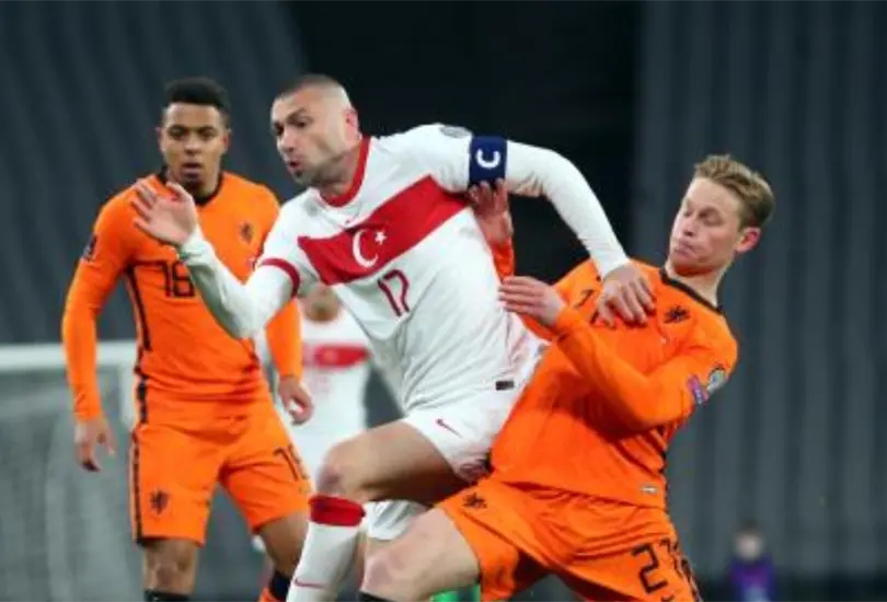 Turquía golea a Holanda en el inicio de las eliminatorias rumbo a Qatar 2022 Turquía golea a Holanda en el inicio de las eliminatorias rumbo a Qatar 2022