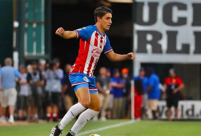 Van Rankin asegura que Chivas contaba con él y le aplicaron un que siempre no Van Rankin asegura que Chivas contaba con él y le aplicaron un que siempre no