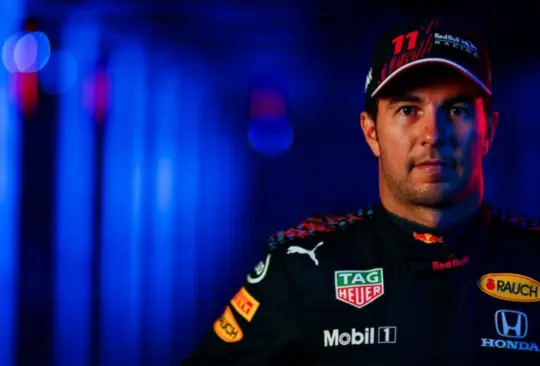 Comparan a Checo Pérez con Vettel en Aston Martin; tiene un estilo muy extremo Comparan a Checo Pérez con Vettel en Aston Martin; tiene un estilo muy extremo