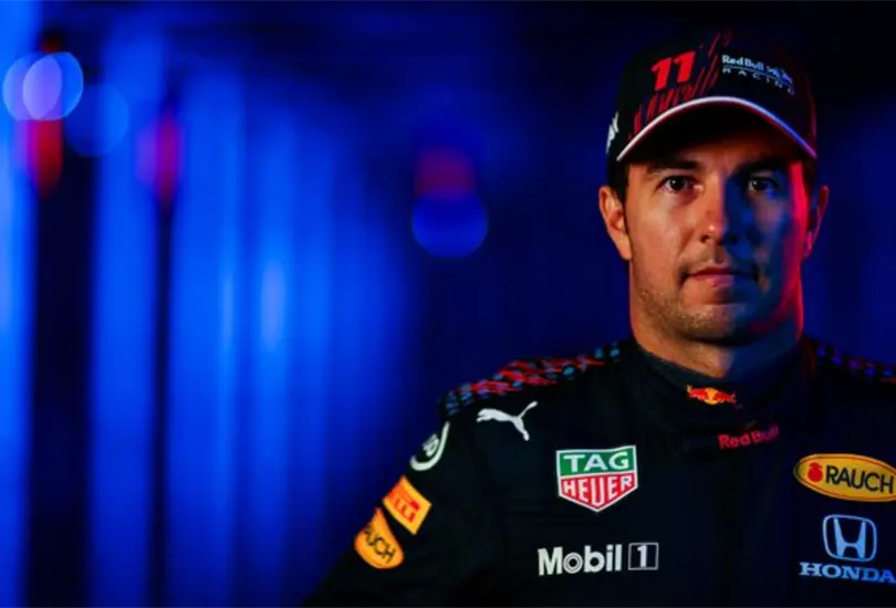 Comparan a Checo Pérez con Vettel en Aston Martin; tiene un estilo muy extremo Comparan a Checo Pérez con Vettel en Aston Martin; tiene un estilo muy extremo