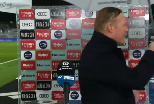 Koeman explota por el arbitraje y abandona entrevista por culpa de un reportero Koeman explota por el arbitraje y abandona entrevista por culpa de un reportero