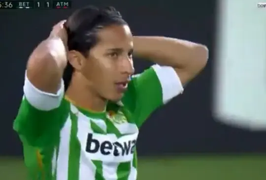 El casi golazo de Diego Lainez que le iba a dar el triunfo al Betis